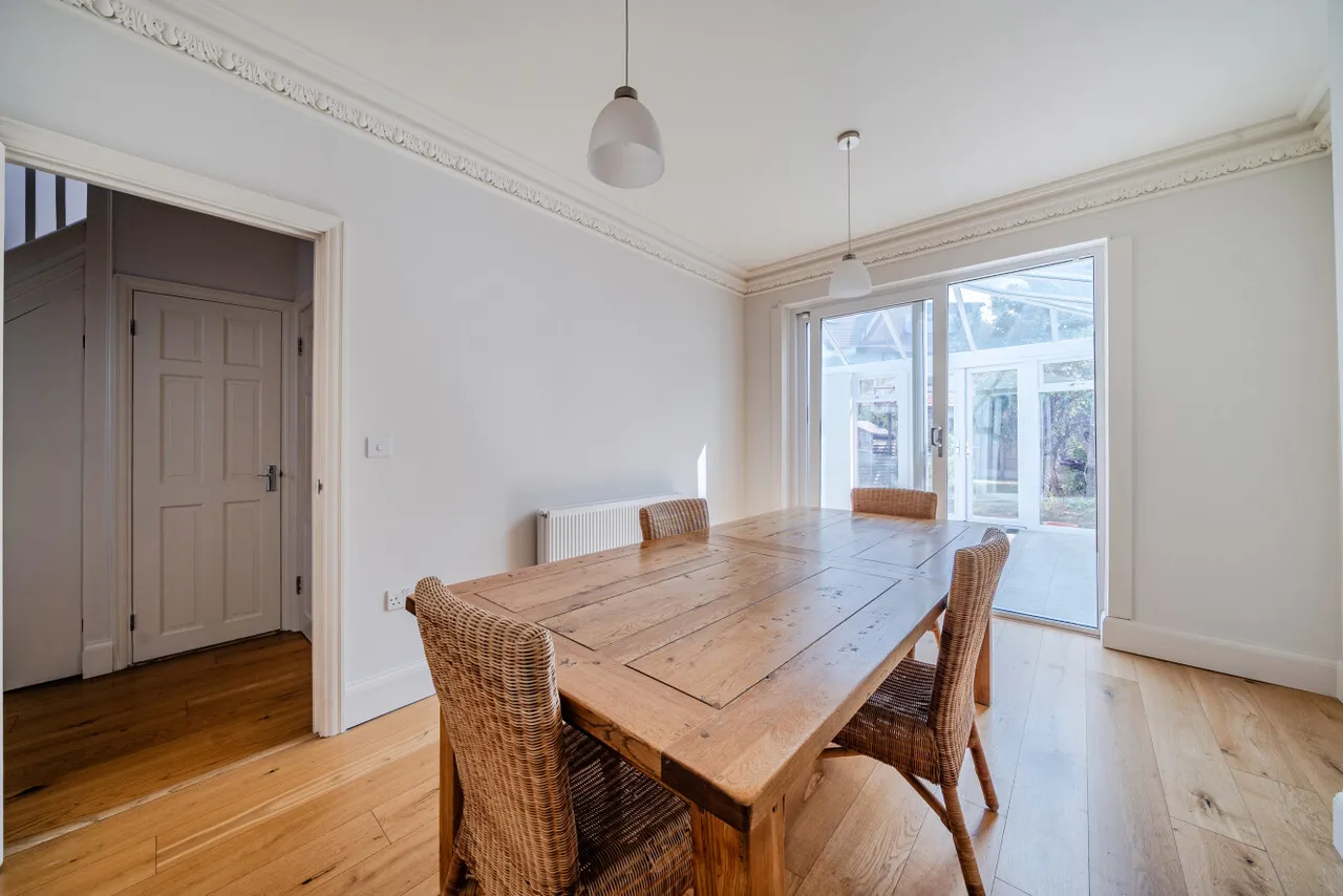 Somerset Avenue, Raynes Park, London, SW20, photo 6