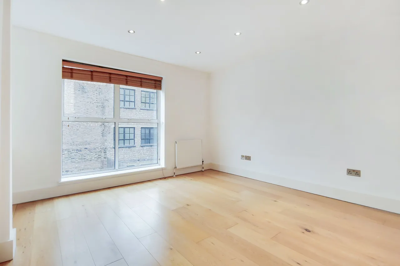 Flat 3, 154 Holloway Road, London, photo 7