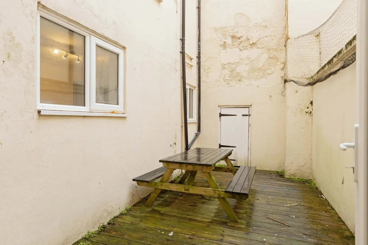 **Private Garden & Private Entrance** Waterloo Street, Hove, BN3, photo 10