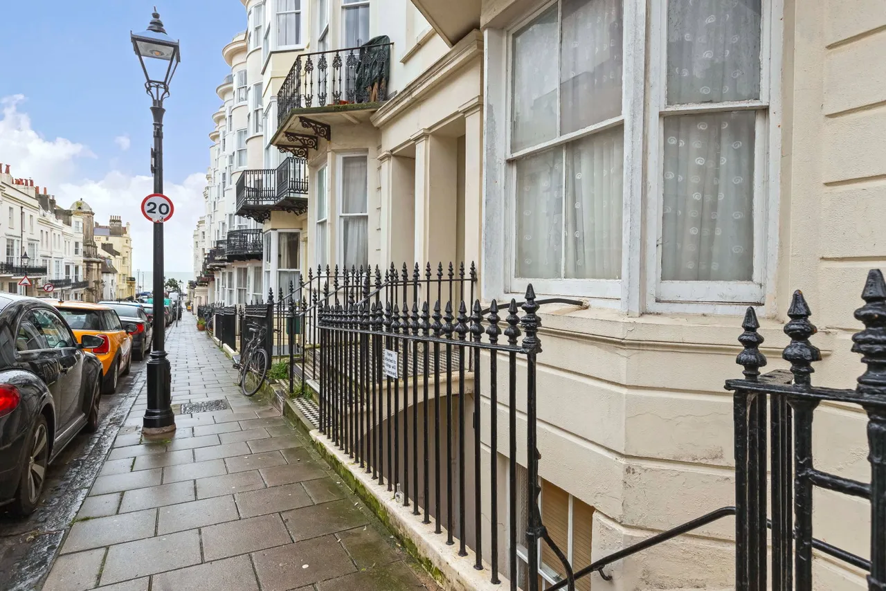 **Private Garden & Private Entrance** Waterloo Street, Hove, BN3, photo 12