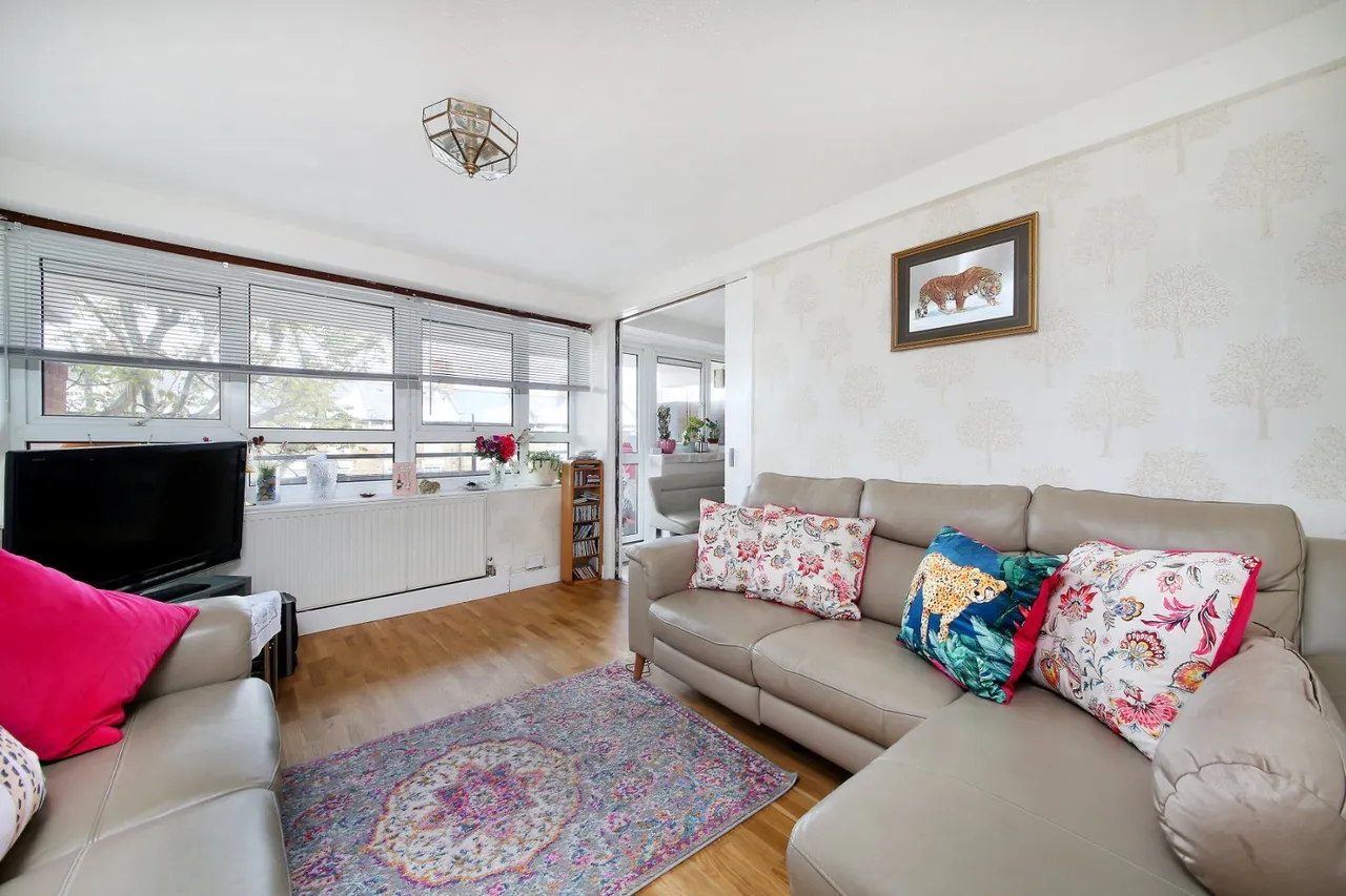 Bullen Street, London, SW11, photo 2