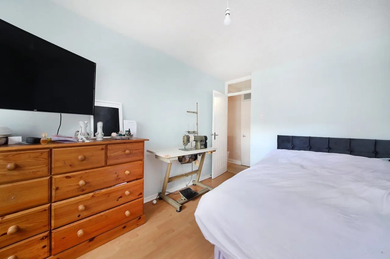 Bullen Street, London, SW11, photo 10