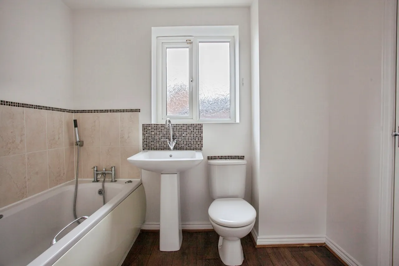 Parker Way, Sheffield, South Yorkshire, S9, photo 4
