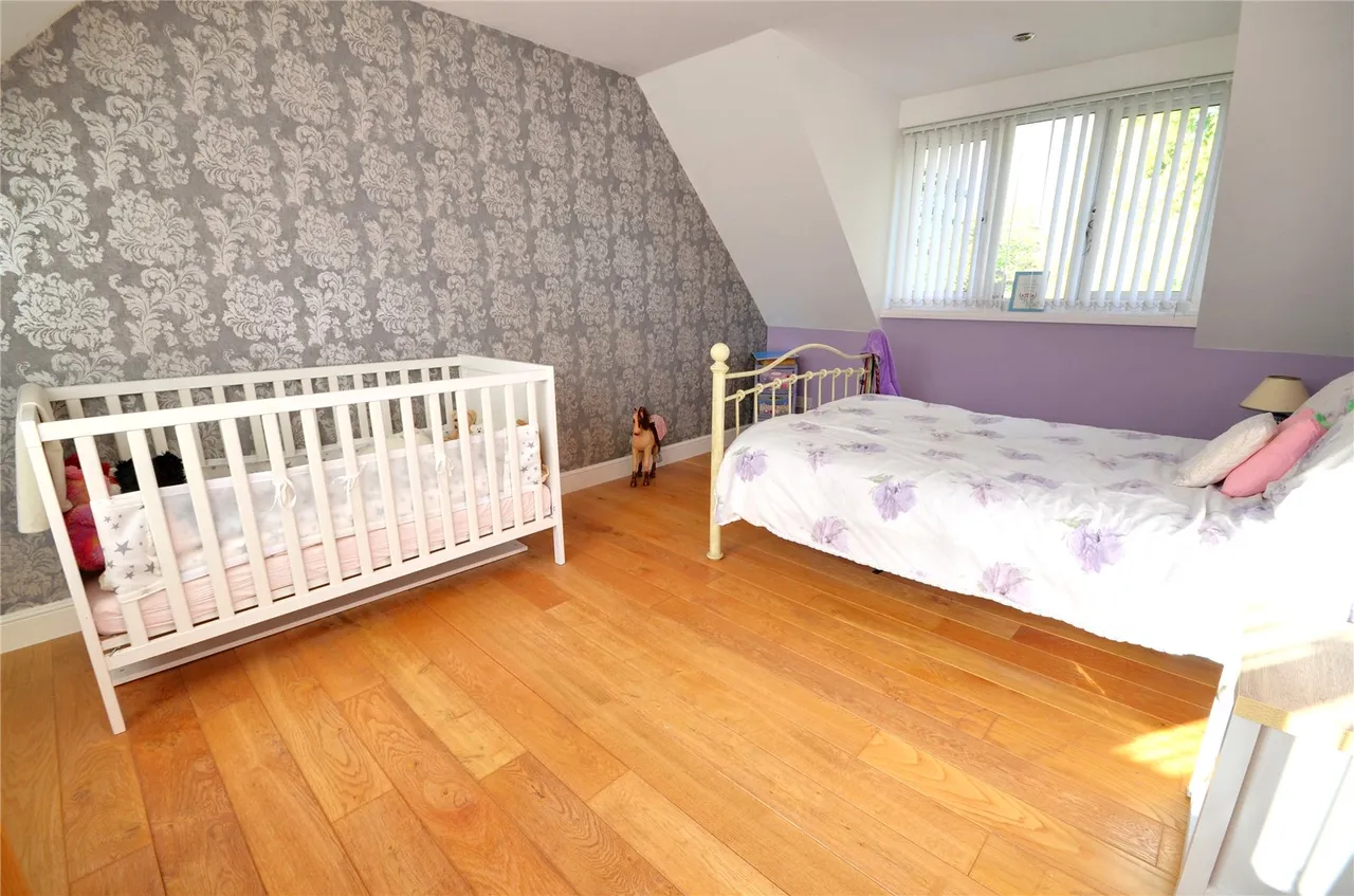 Racecourse Road, Dormansland, RH7, photo 7