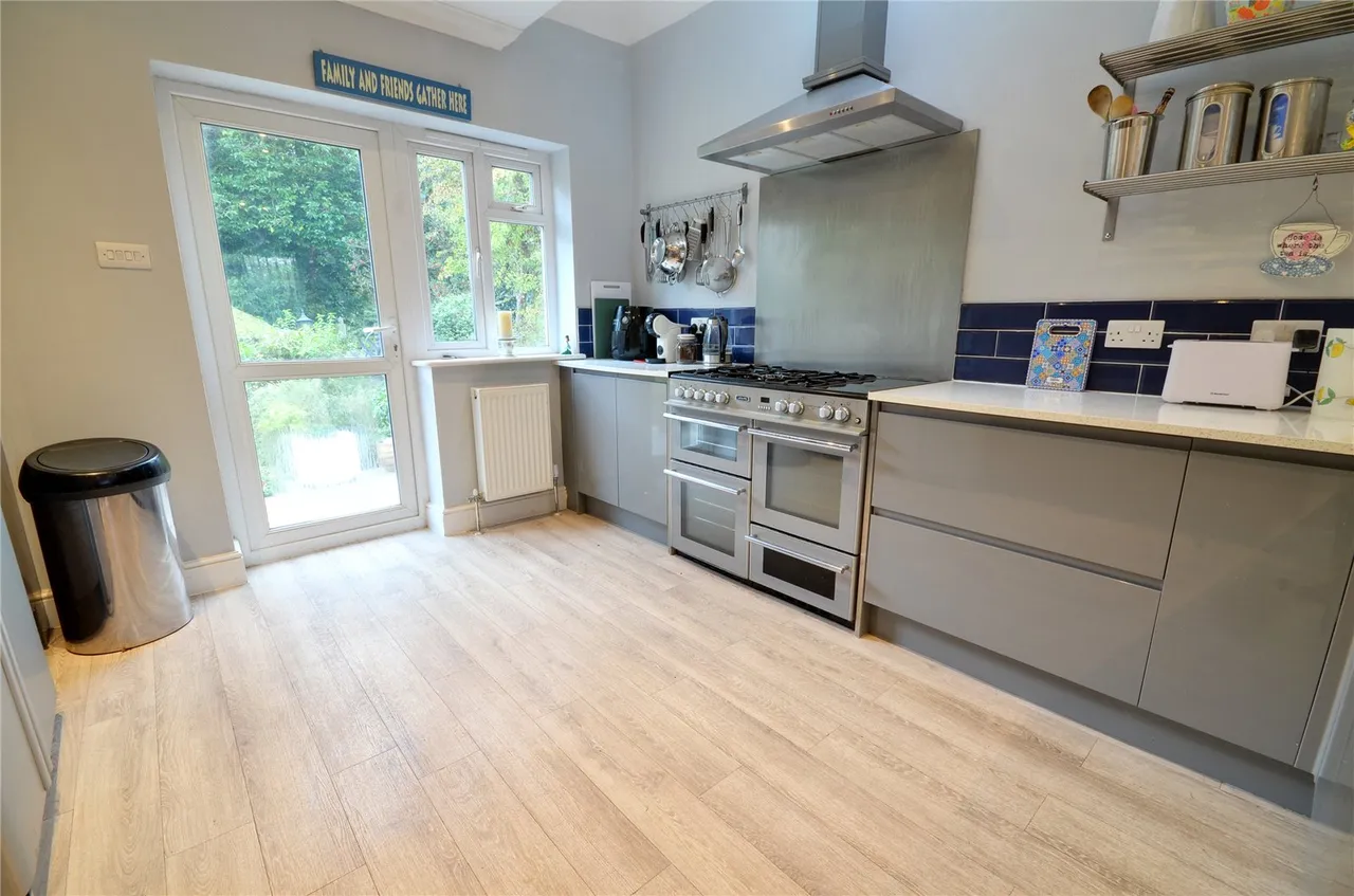 Racecourse Road, Dormansland, RH7, photo 15