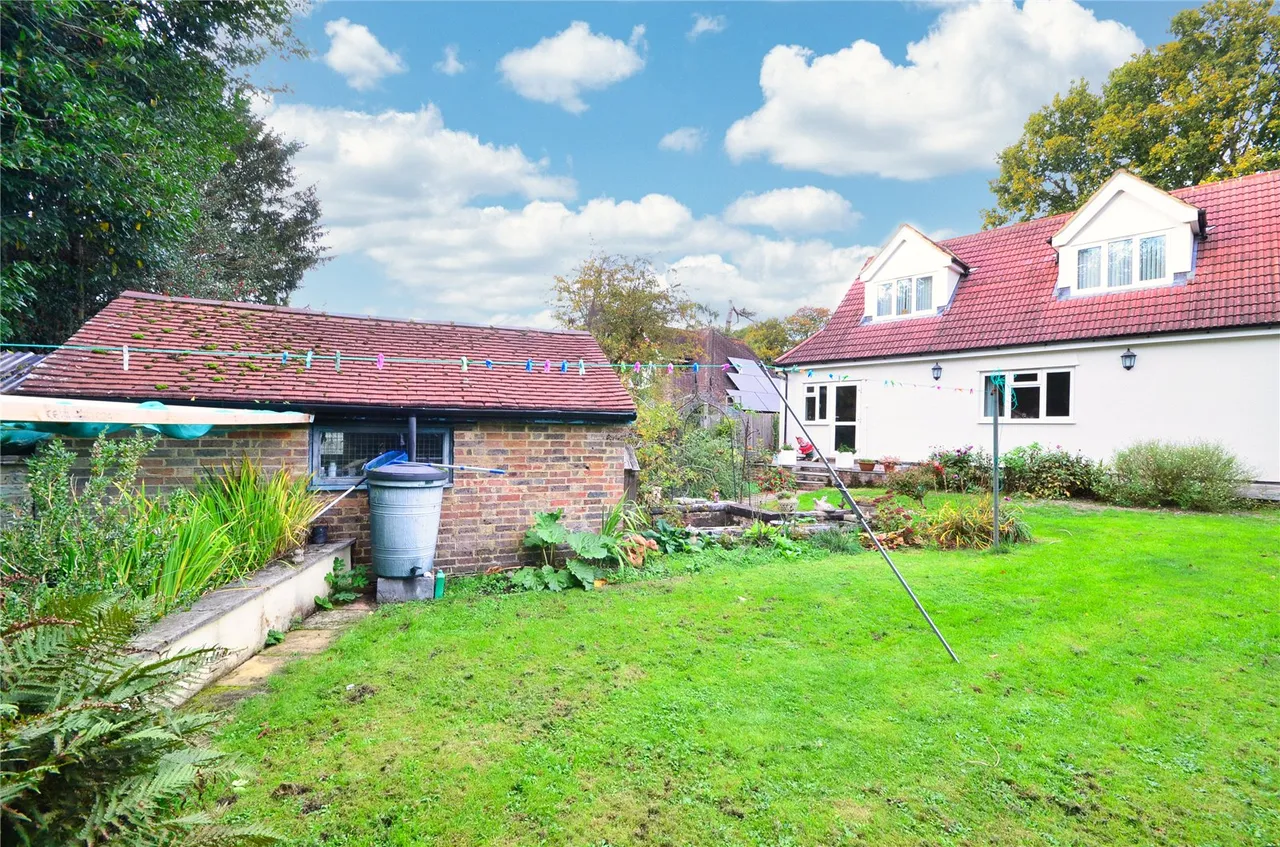 Racecourse Road, Dormansland, RH7, photo 22