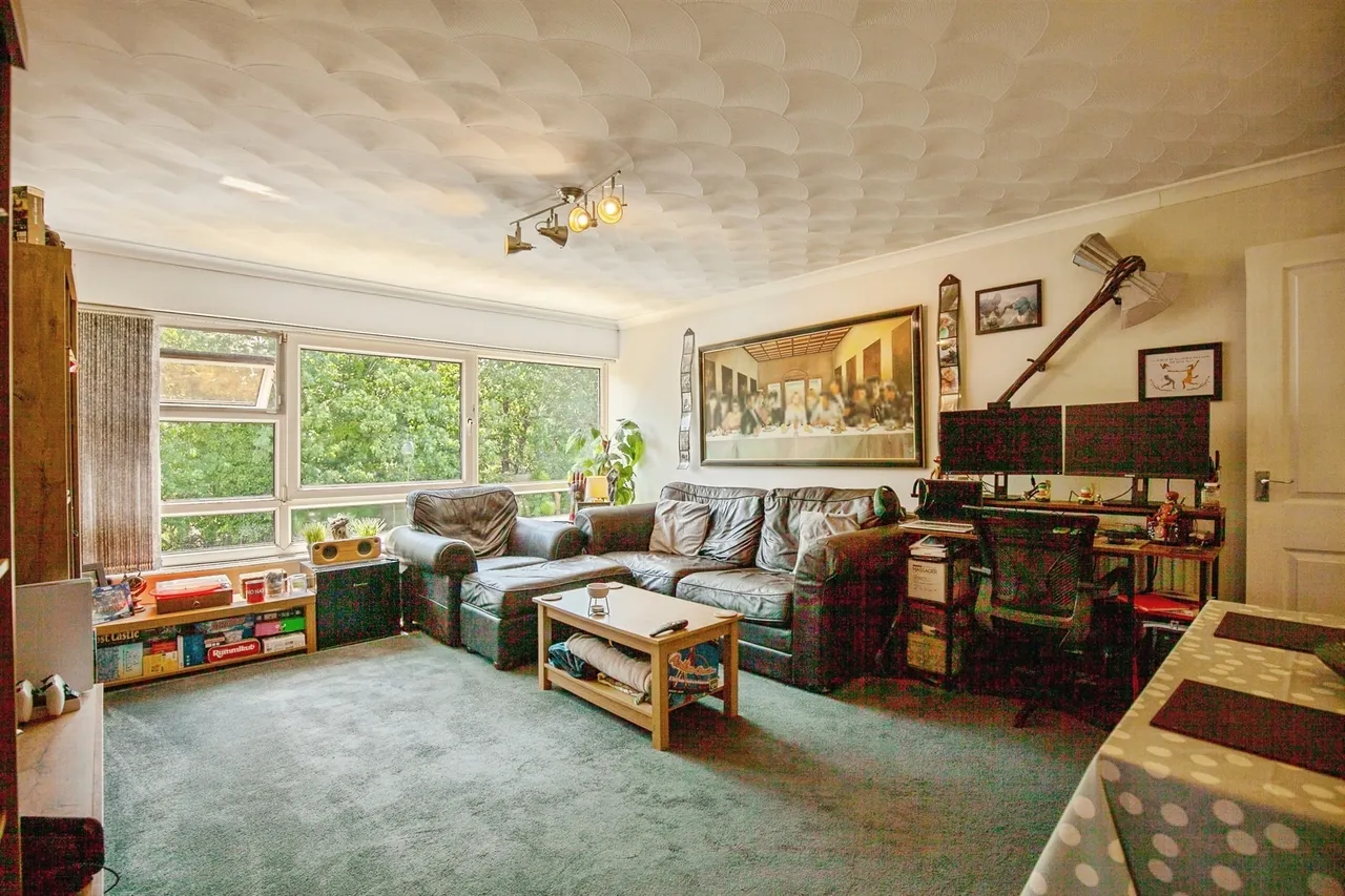 Paddockhall Road, Haywards Heath, RH16, photo 6
