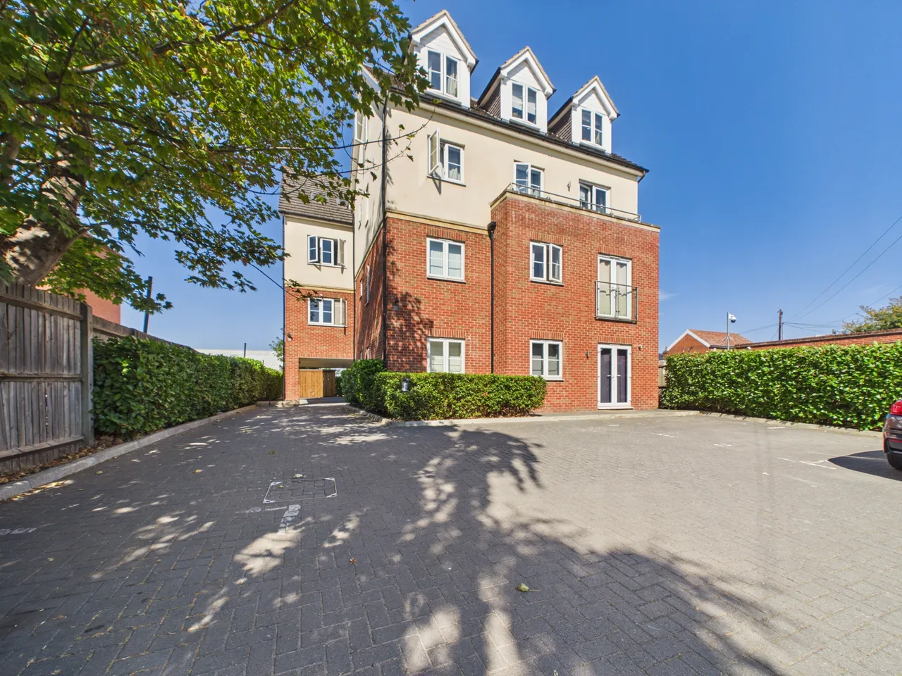 2 bed flat to rent — 644 Oxford Road, Reading, RG30