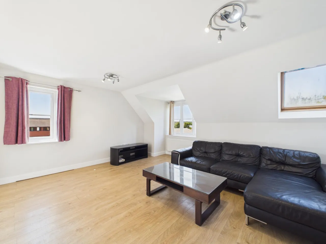 644 Oxford Road, Reading, RG30, photo 5