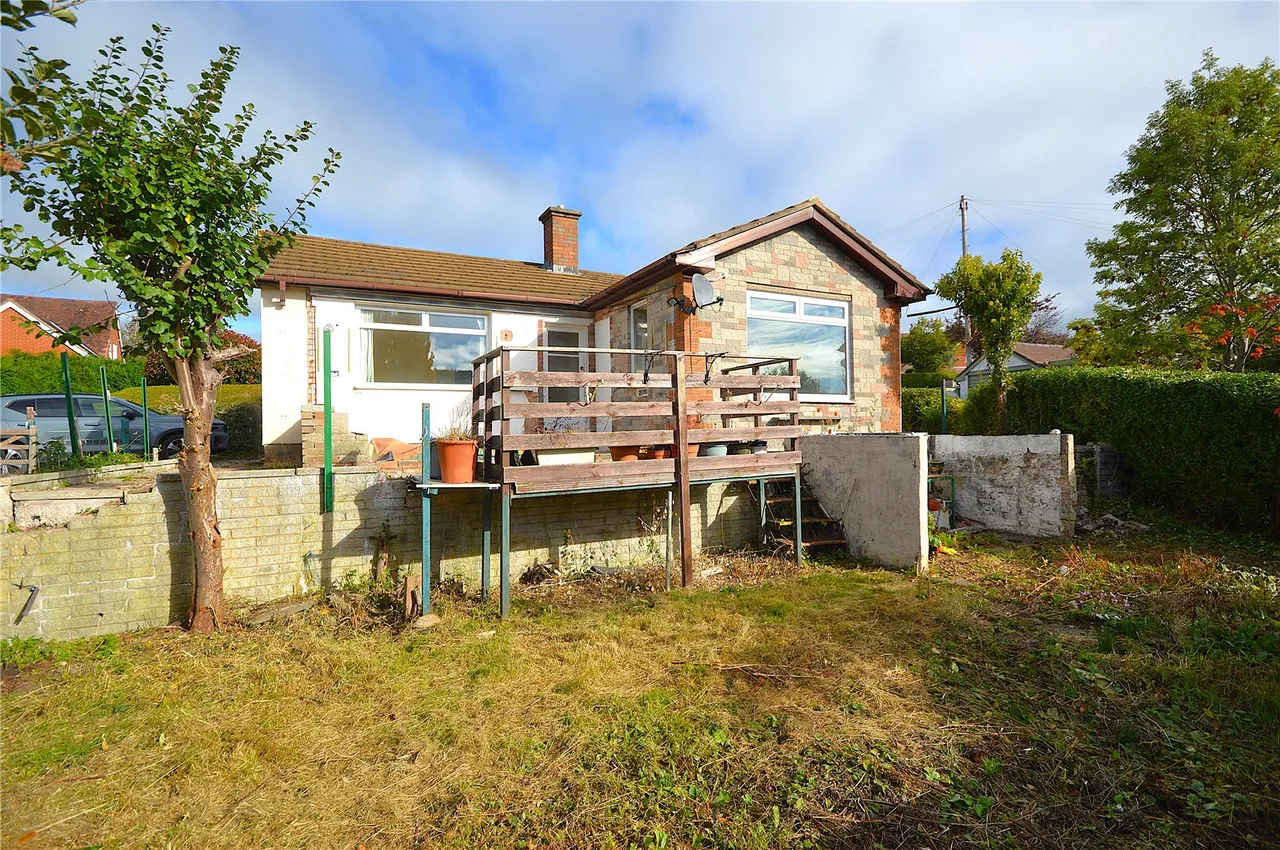 Pine Tree Way, Newtown, photo 16