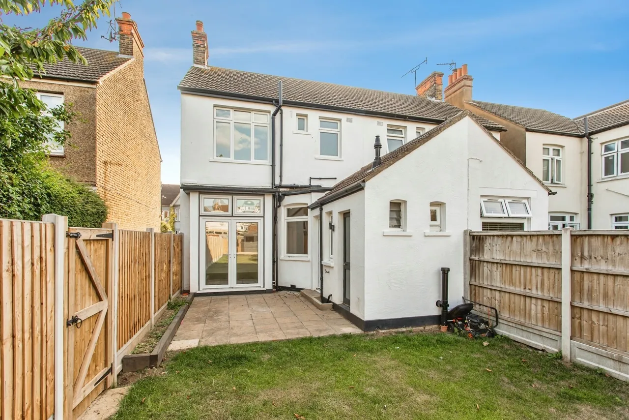 Ilfracombe Road, Southend-on-Sea, Essex, SS2, photo 21