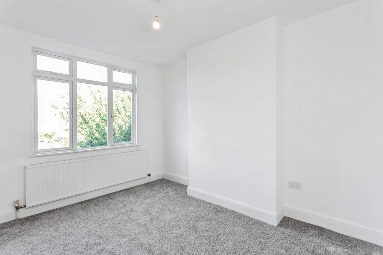 Ilfracombe Road, Southend-on-Sea, Essex, SS2, photo 19