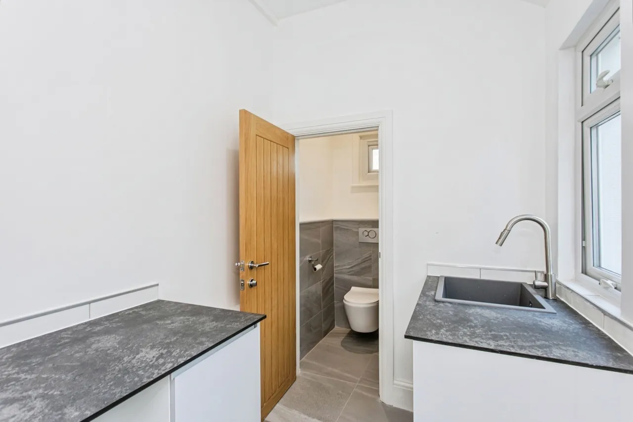 Ilfracombe Road, Southend-on-Sea, Essex, SS2, photo 14