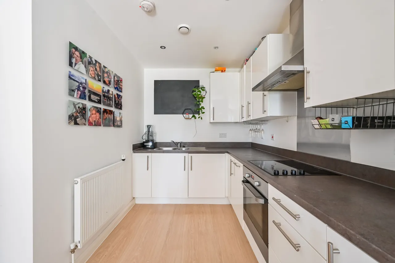 London, E15, photo 10