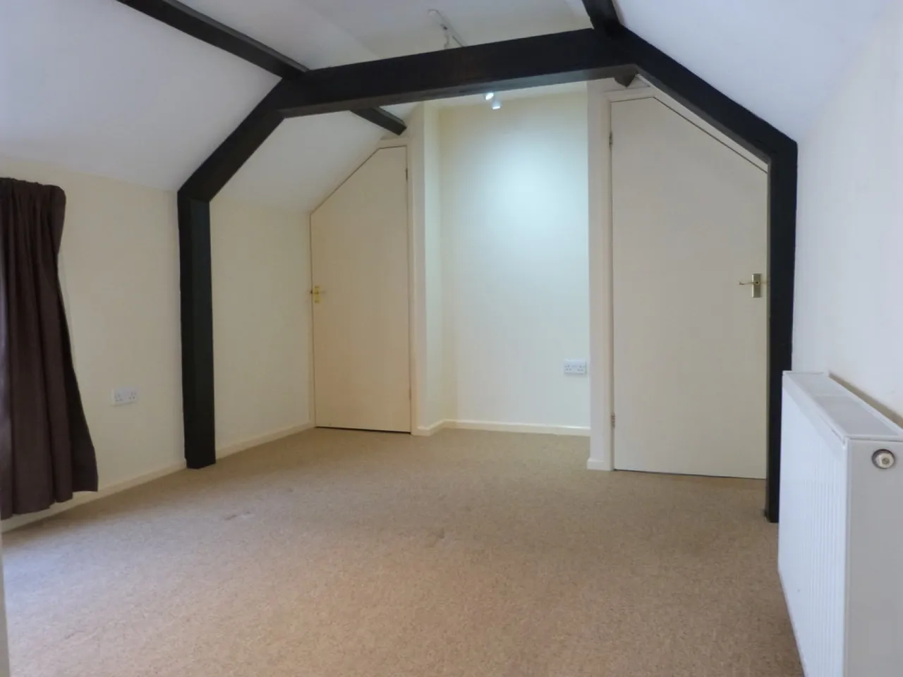 High Street, Pershore, WR10, photo 4