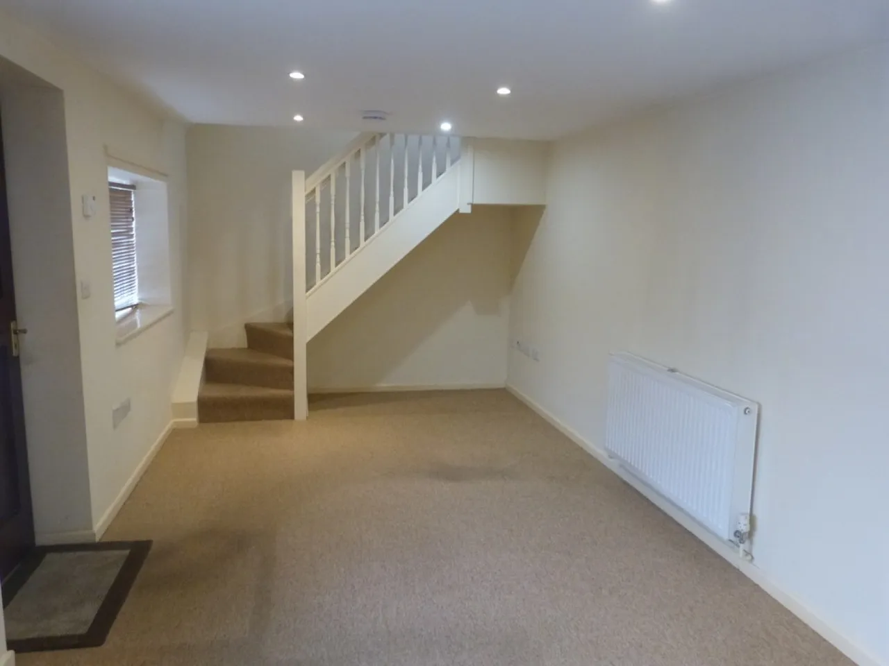 High Street, Pershore, WR10, photo 6