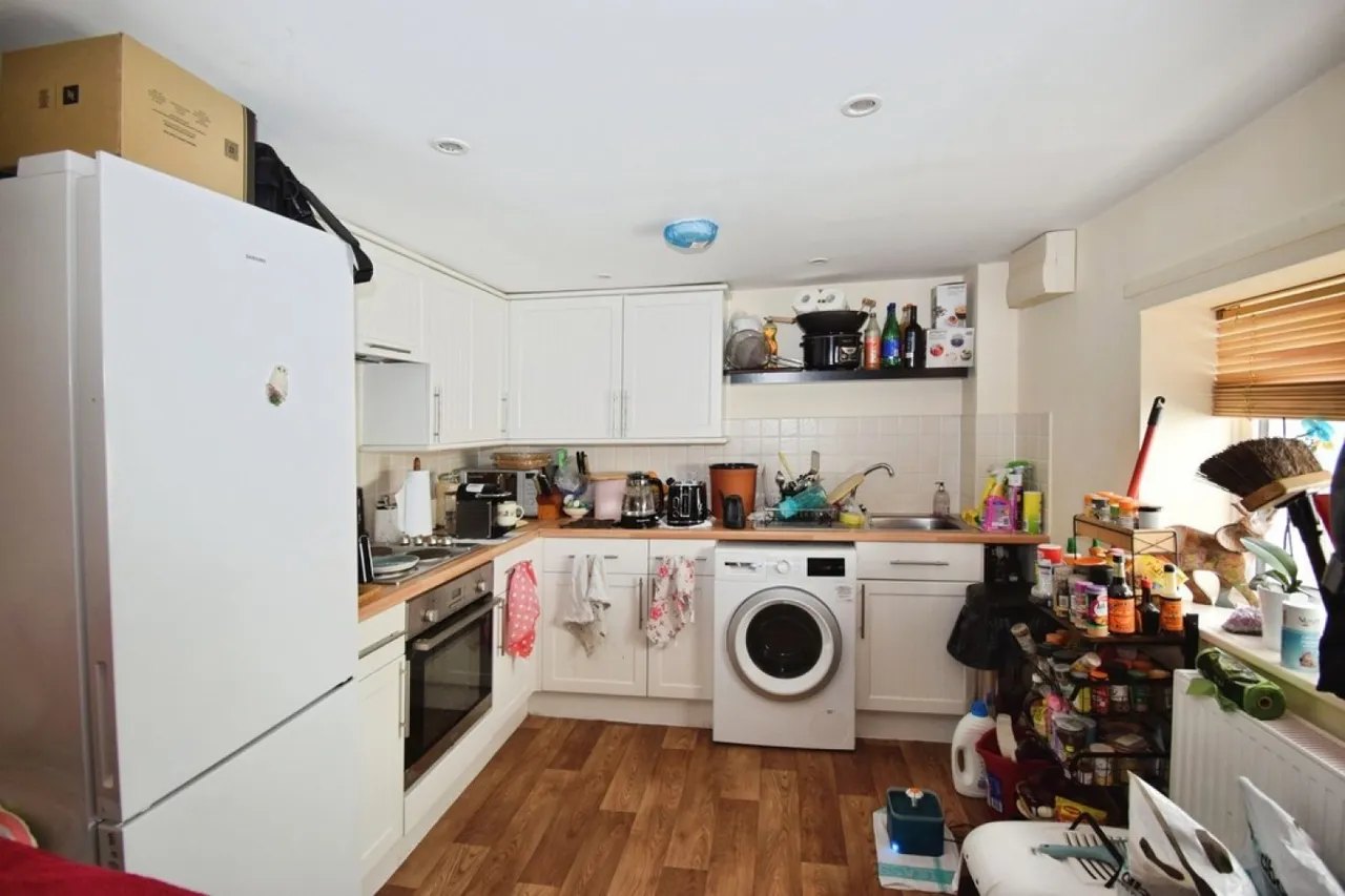 High Street, Pershore, WR10, photo 9