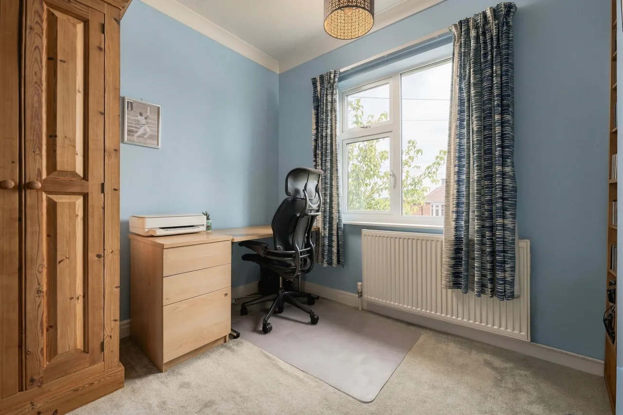 The Close, Beeston, NG9, photo 25