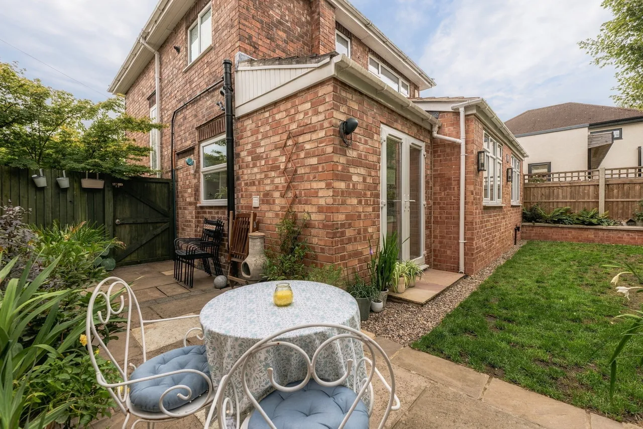 The Close, Beeston, NG9, photo 34