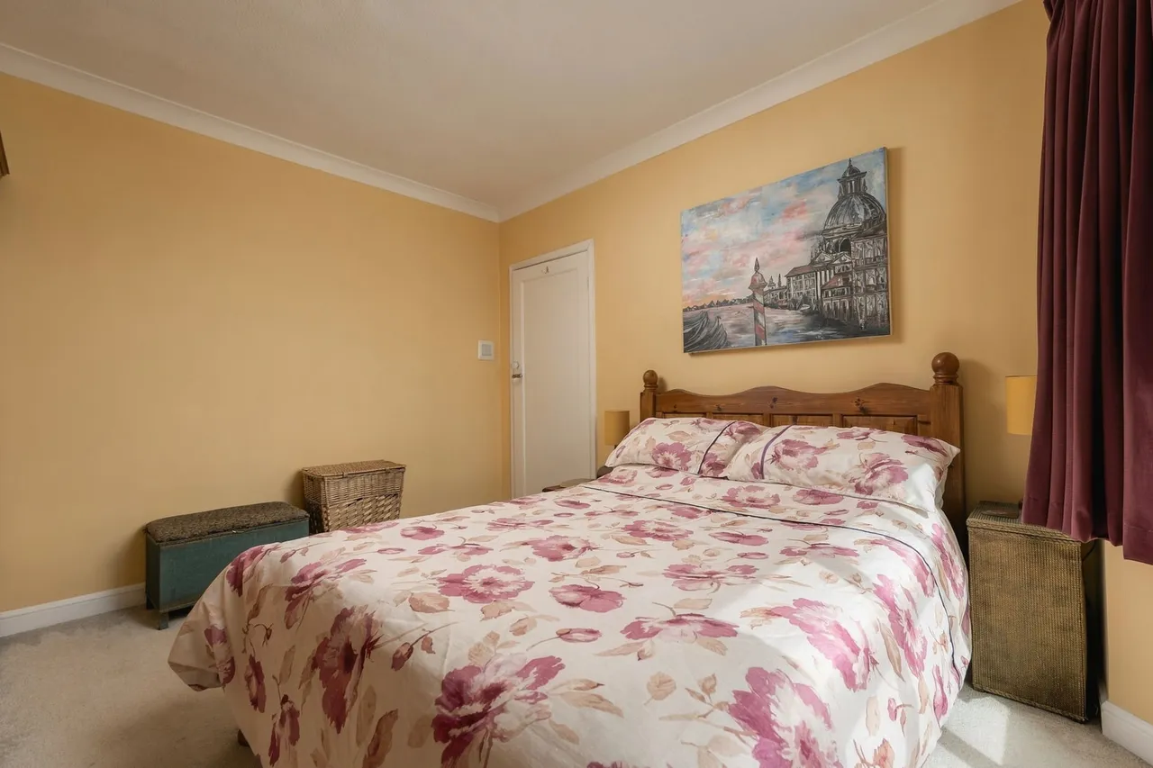The Close, Beeston, NG9, photo 21