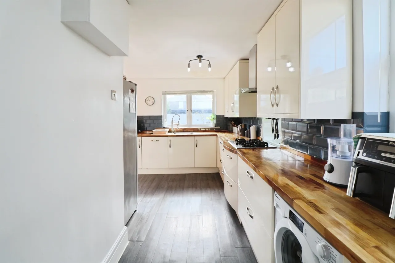 Linden Grove, Cardiff, CF3, photo 10