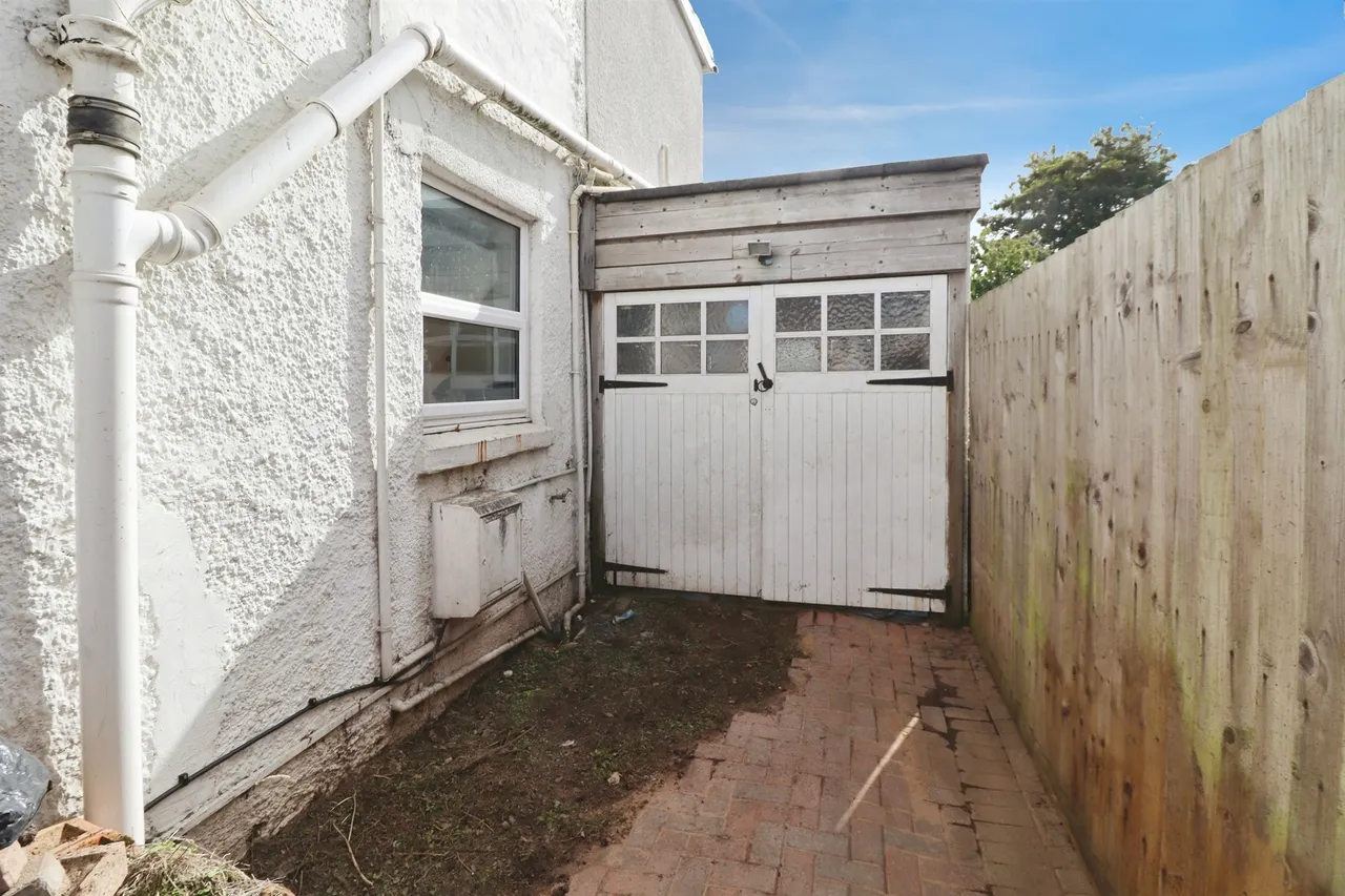 Linden Grove, Cardiff, CF3, photo 24
