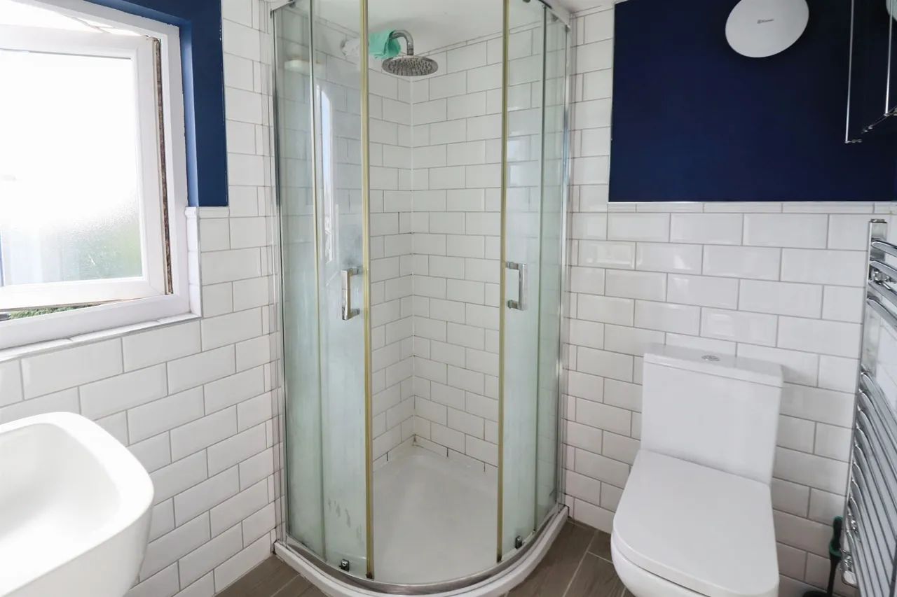 Linden Grove, Cardiff, CF3, photo 13