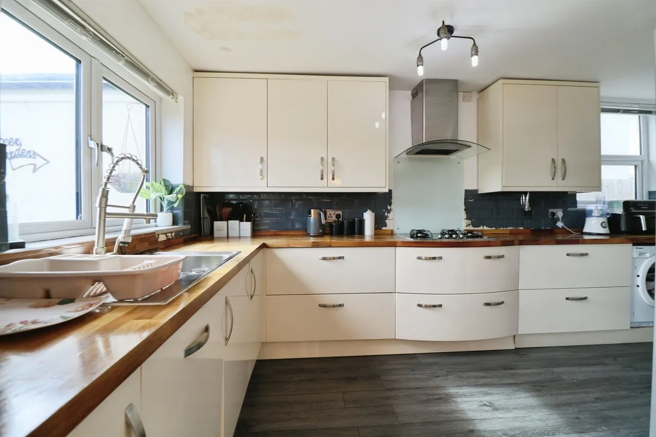 Linden Grove, Cardiff, CF3, photo 8