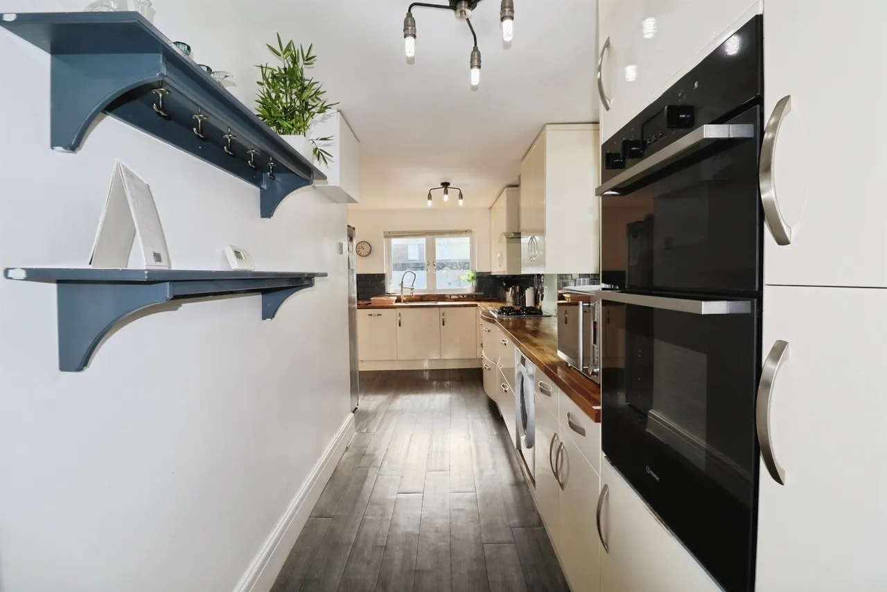 Linden Grove, Cardiff, CF3, photo 9
