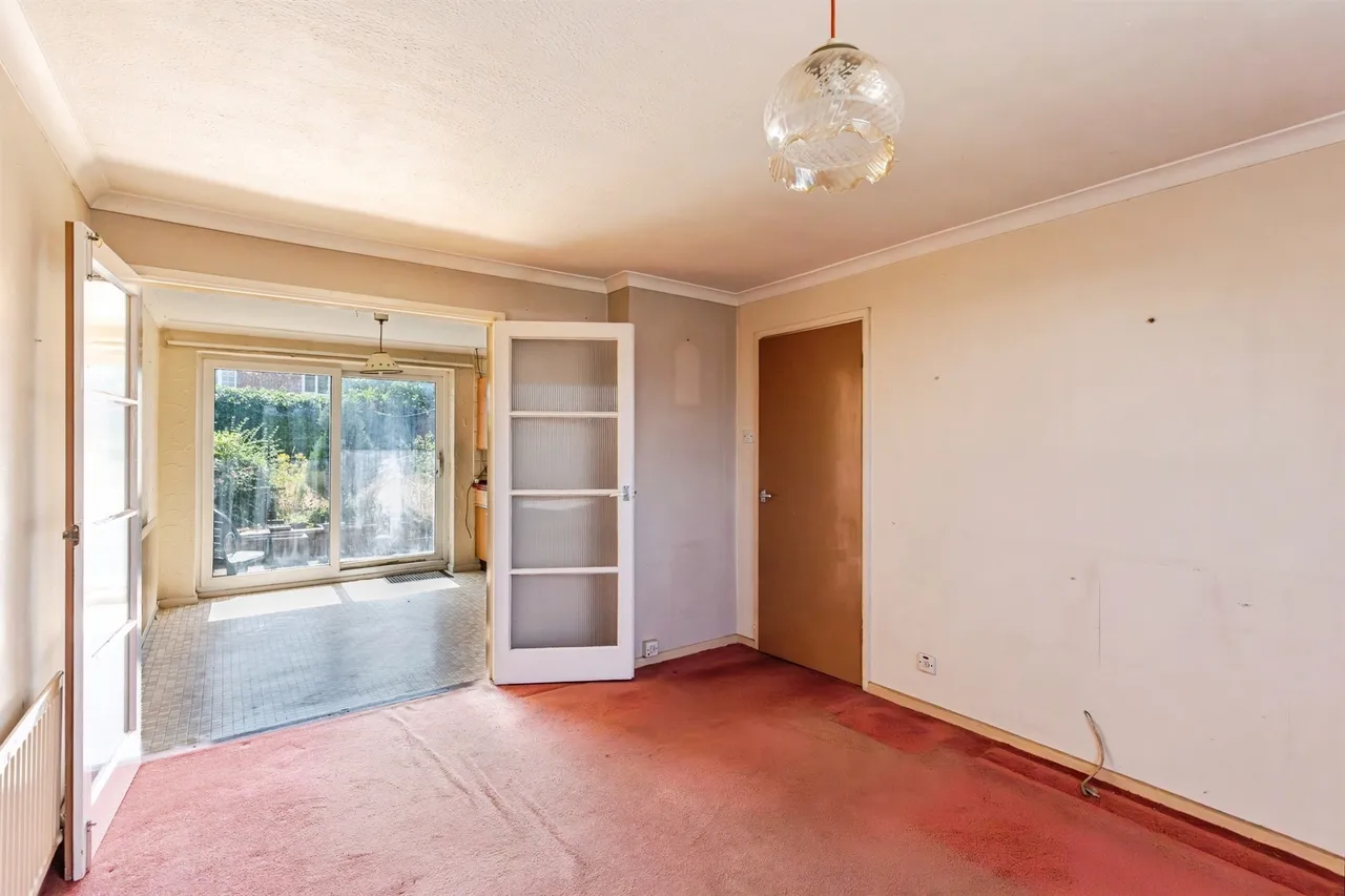 Oakley Drive, Wellingborough, photo 2
