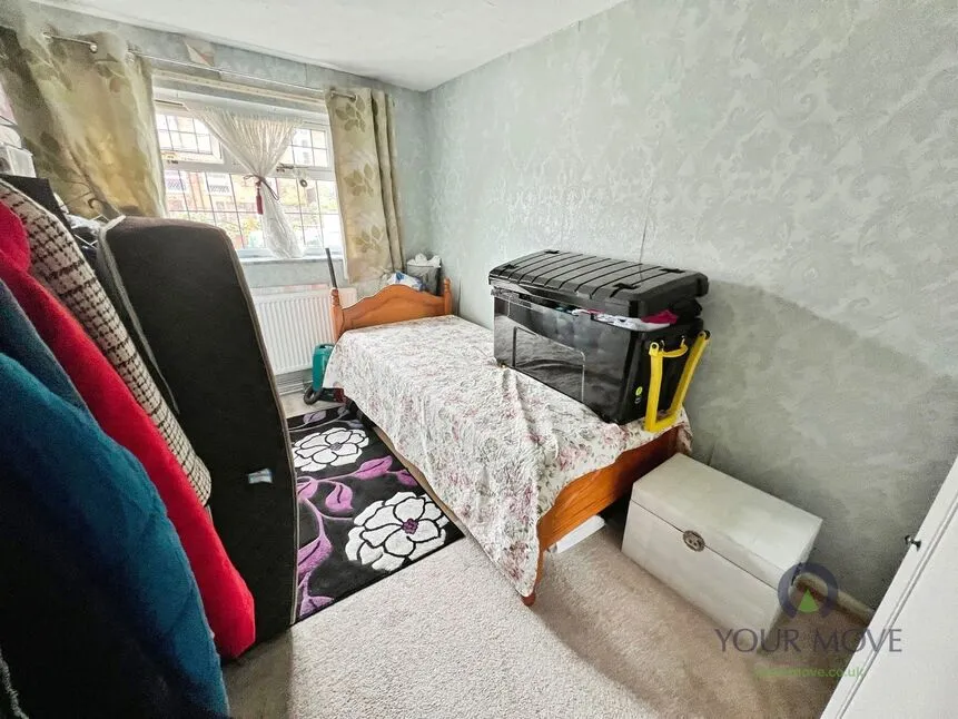 Roberts Green Road, Upper Gornal, West Midlands, DY3, photo 8