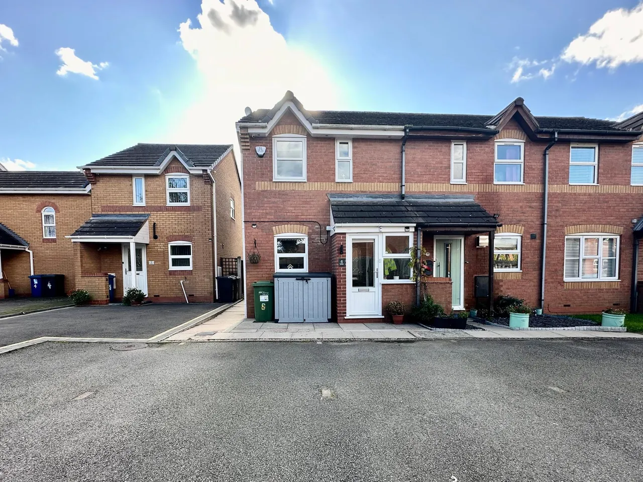 Caister, Amington, B77, photo 26