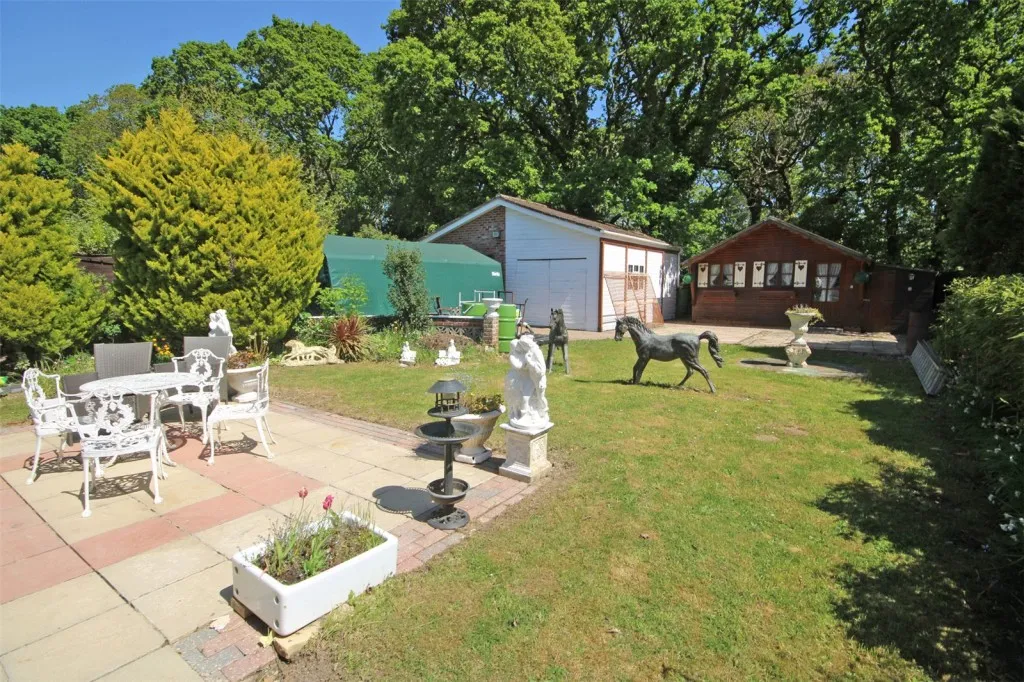 New Milton, Hampshire, photo 2
