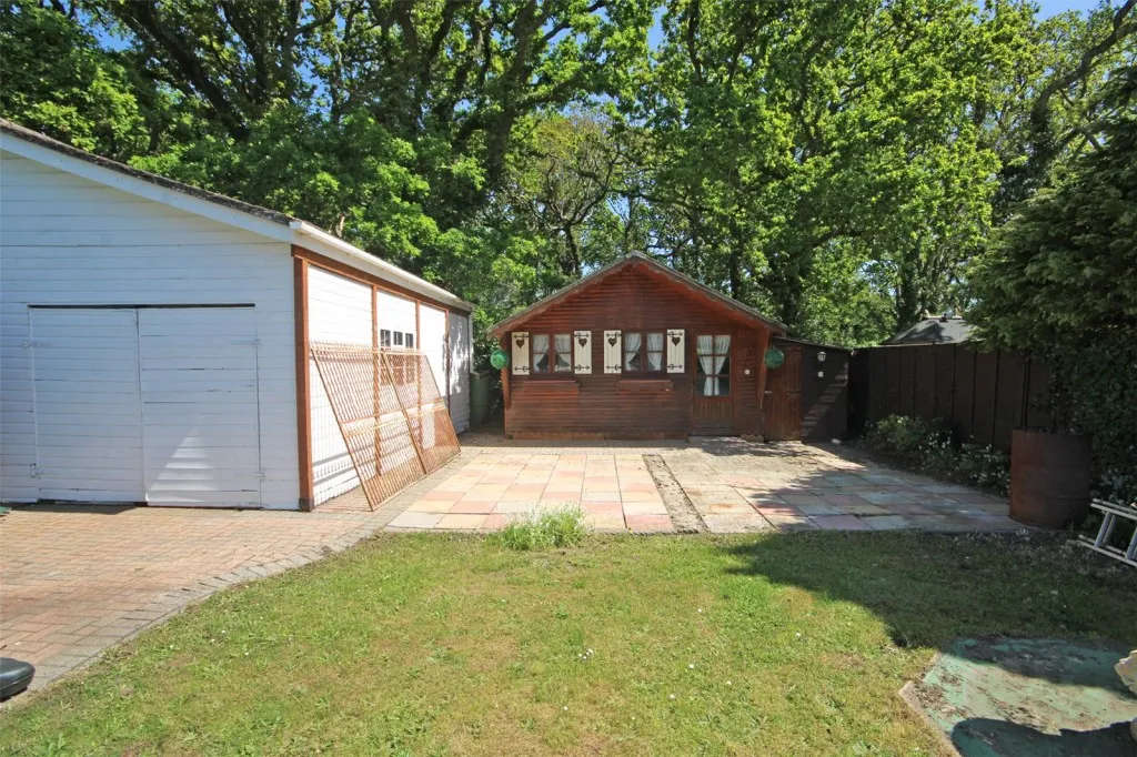 New Milton, Hampshire, photo 12