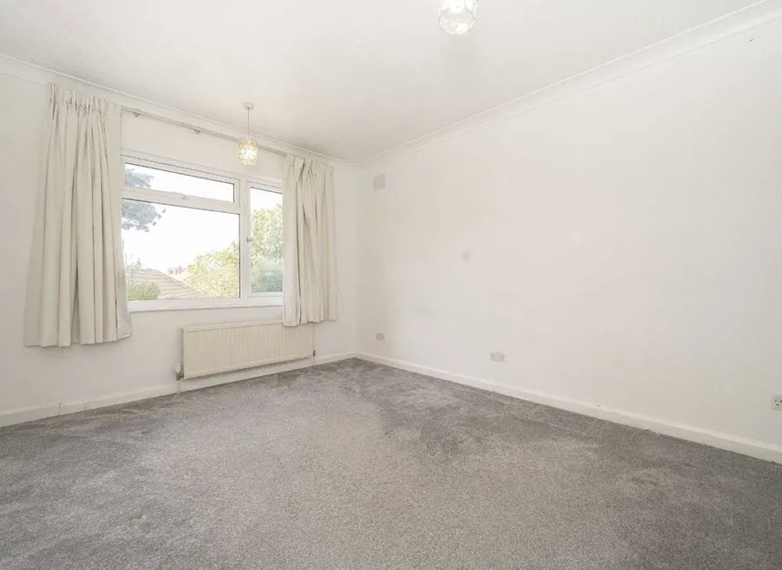 Heathlands Close, Sunbury-on-thames, TW16, photo 7