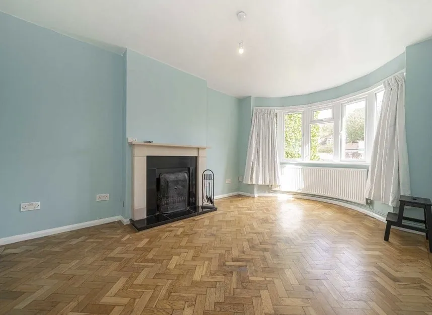 Heathlands Close, Sunbury-on-thames, TW16, photo 2