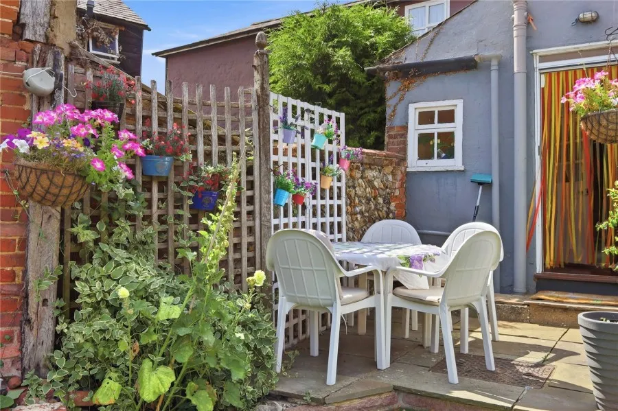 with 3 bedrooms in Thaxted, Nr Great Dunmow, CM6, photo 12
