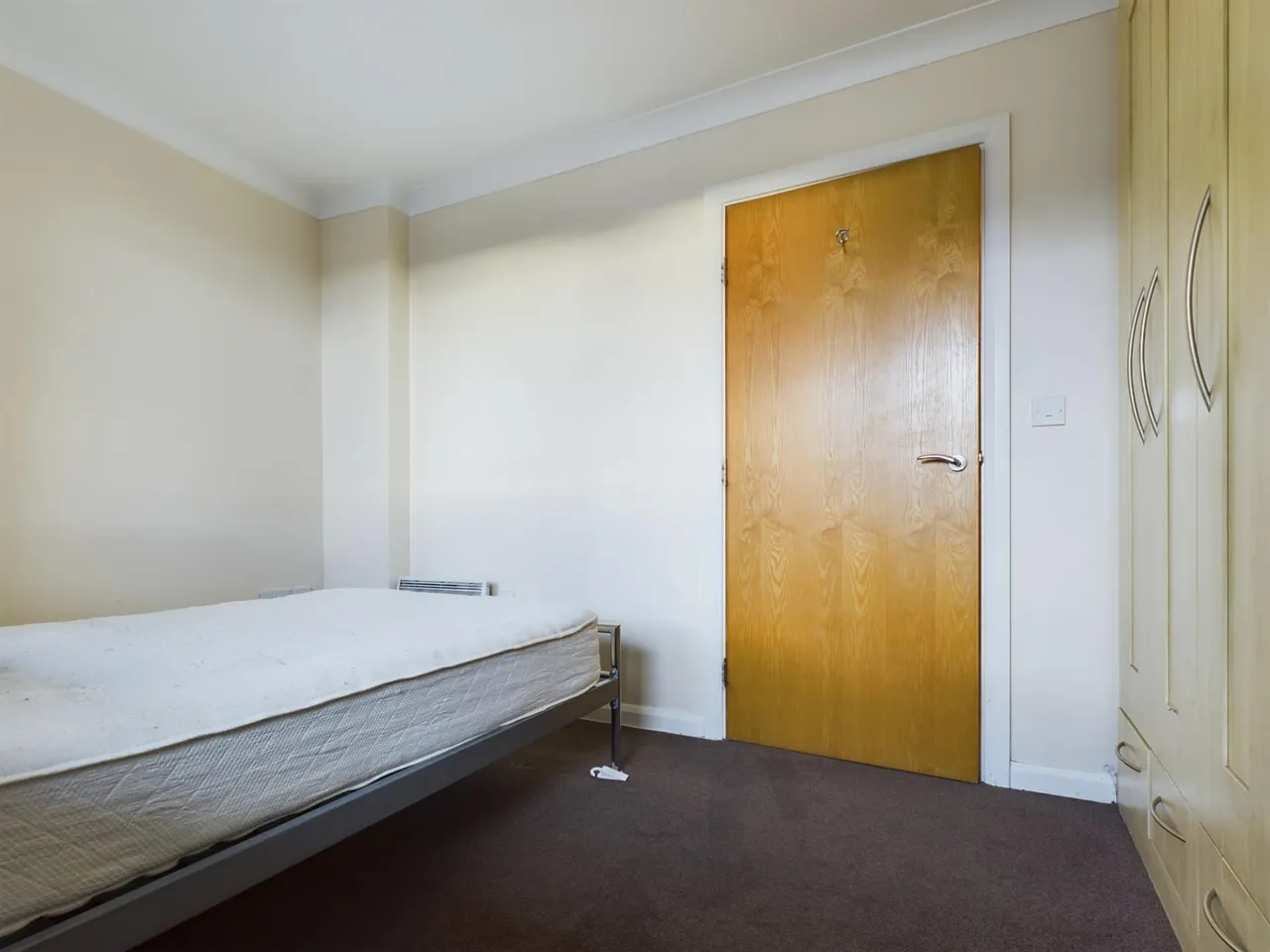 Crown Heights, Alencon Link, Basingstoke, RG21, photo 7