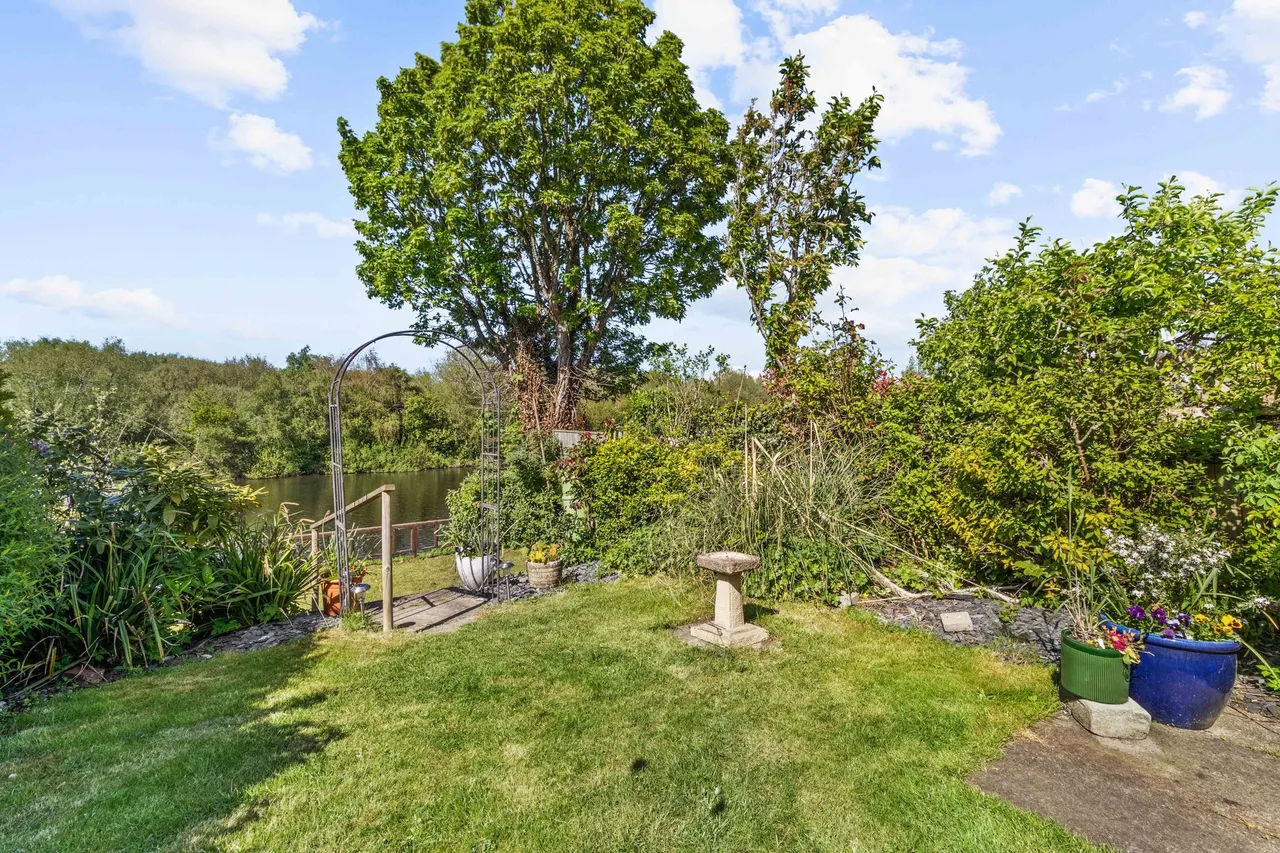 Woodford Close, Thelwall, Warrington, Warrington, WA4 2NA, photo 15
