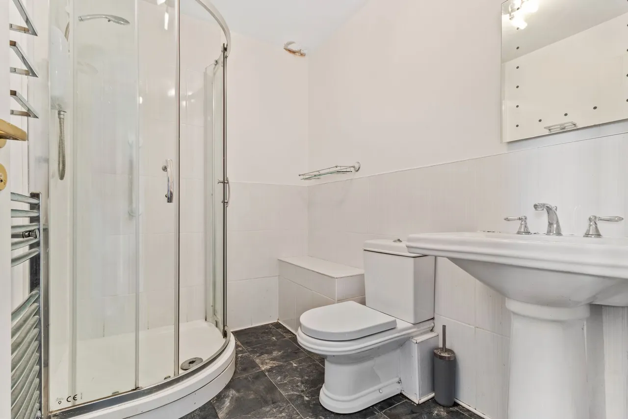Woodford Close, Thelwall, Warrington, Warrington, WA4 2NA, photo 8