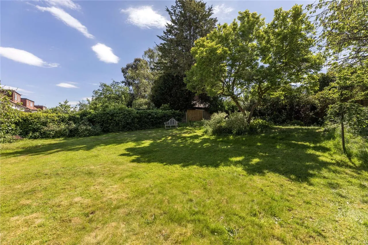 Upper Richmond Road West, East Sheen, London, TW10 5DU, photo 11