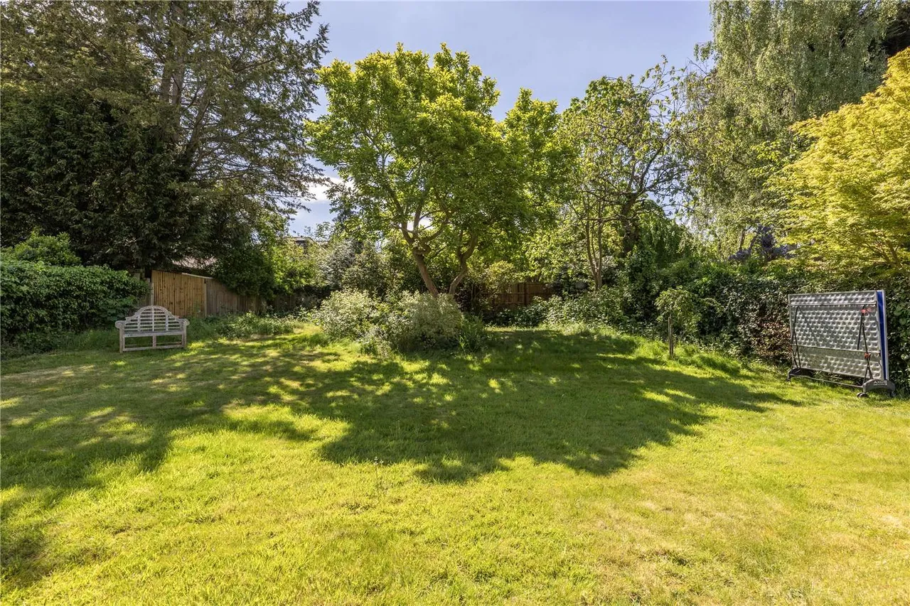 6 bed house for sale — Upper Richmond Road West, East Sheen, London, TW10 5DU