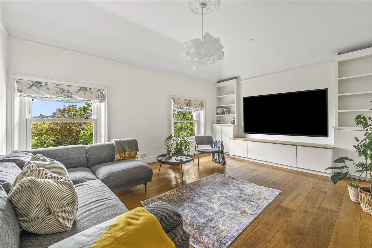 Hampton Road, Teddington, TW11 0JW, photo 2