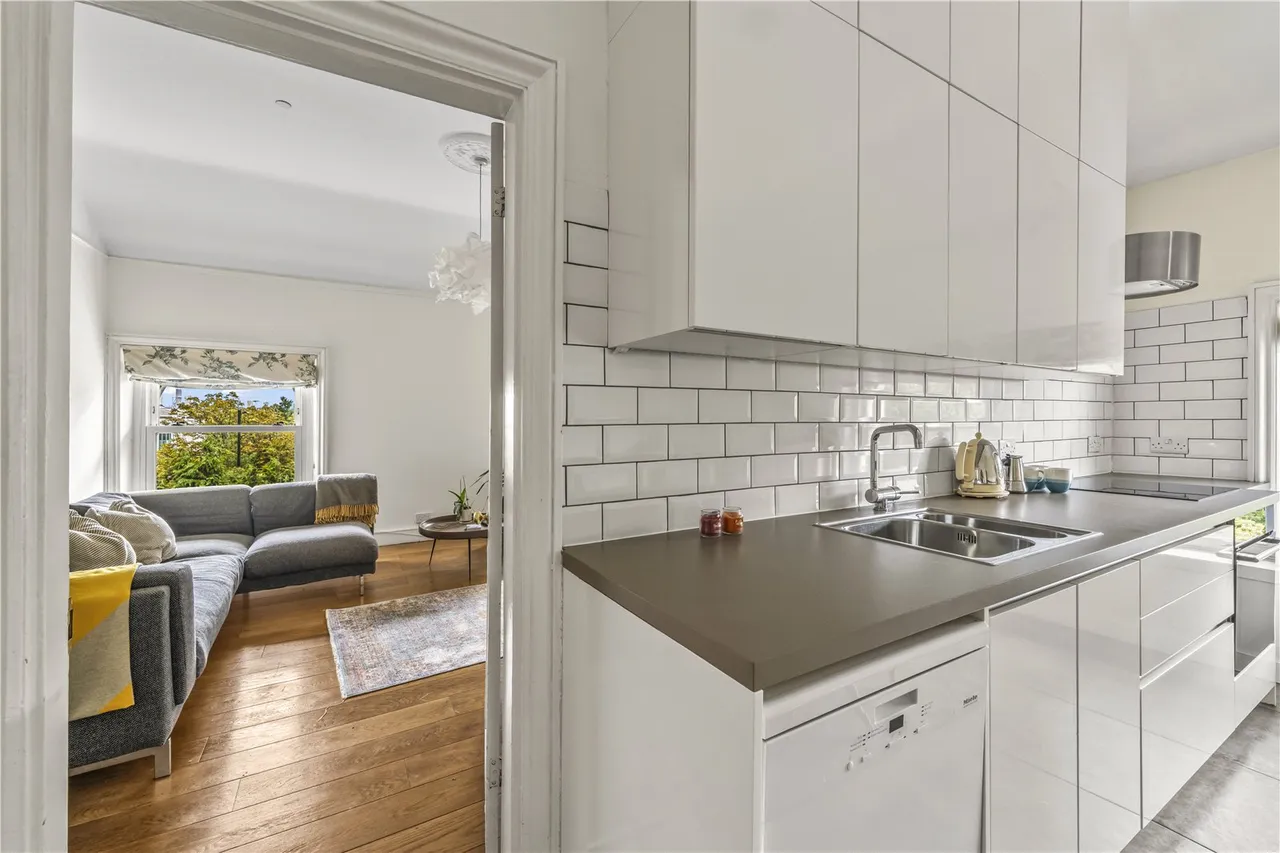 Hampton Road, Teddington, TW11 0JW, photo 5