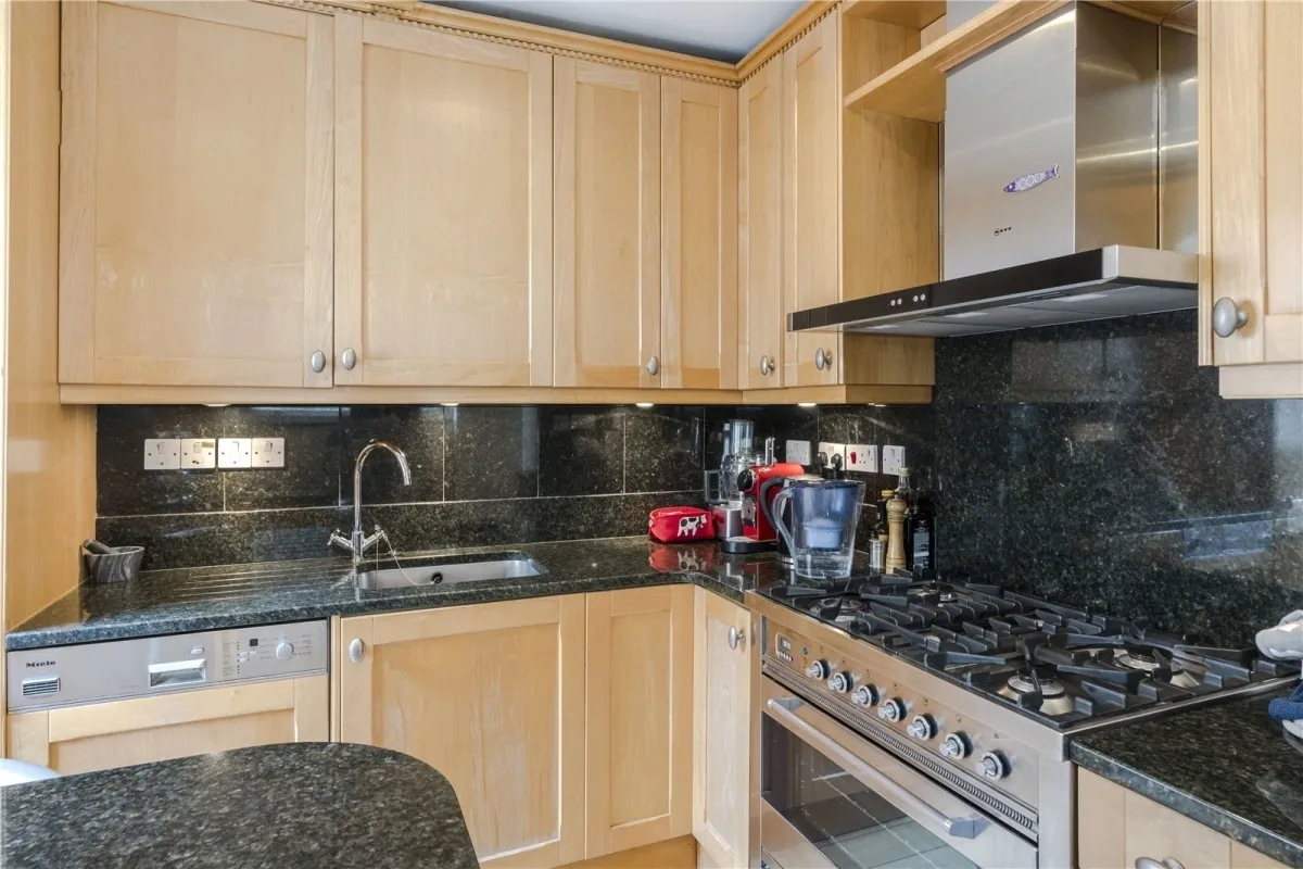 Bina Gardens London SW5, photo 9