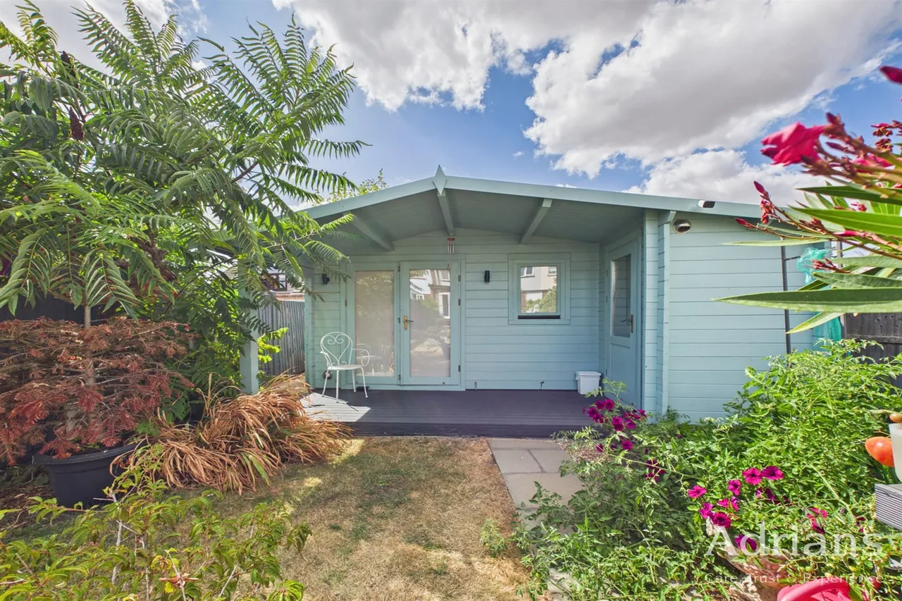 Pines Road, Chelmsford, CM1, photo 18