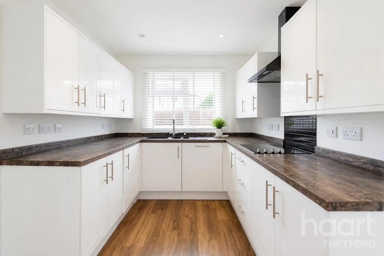 Jasmine Close, Thetford, IP24, photo 3