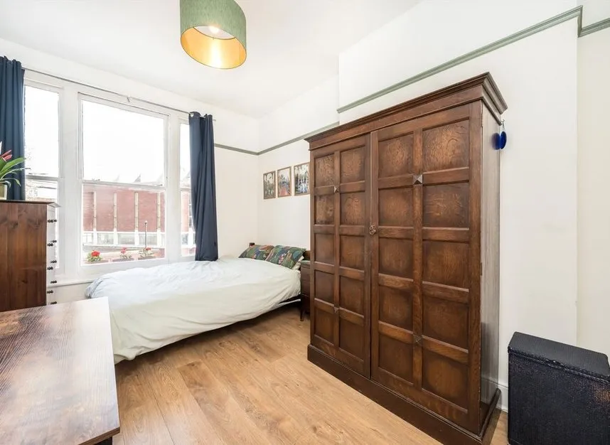 Stockwell Road, Brixton, SW9, photo 5
