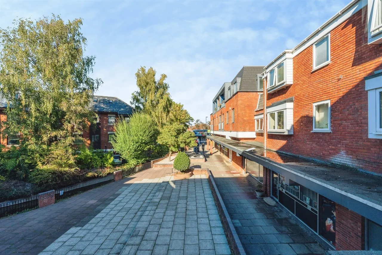 Broadwater Road, Romsey, SO51, photo 11