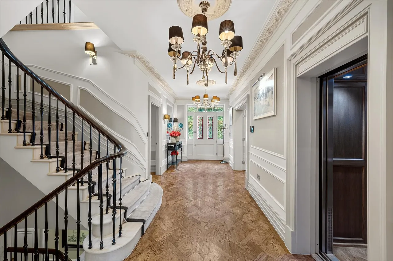 Ellerton Road, London SW20 0EP, photo 10